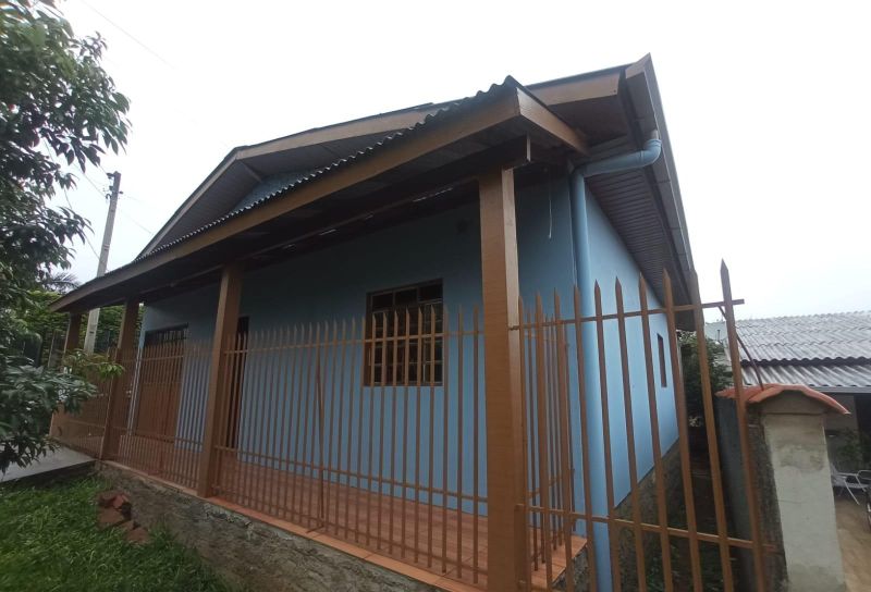 Casa com 3 quartos e 1 banheiro à venda no bairro Funil, Parobe