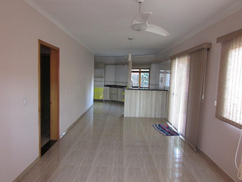 Casa com 2 quartos, 2 banheiros e 157m² à venda no bairro Bela Vista, Parobe