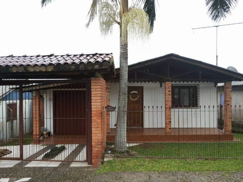 Casa com 3 quartos, 2 banheiros e 94m² à venda no bairro Guarani, Parobe