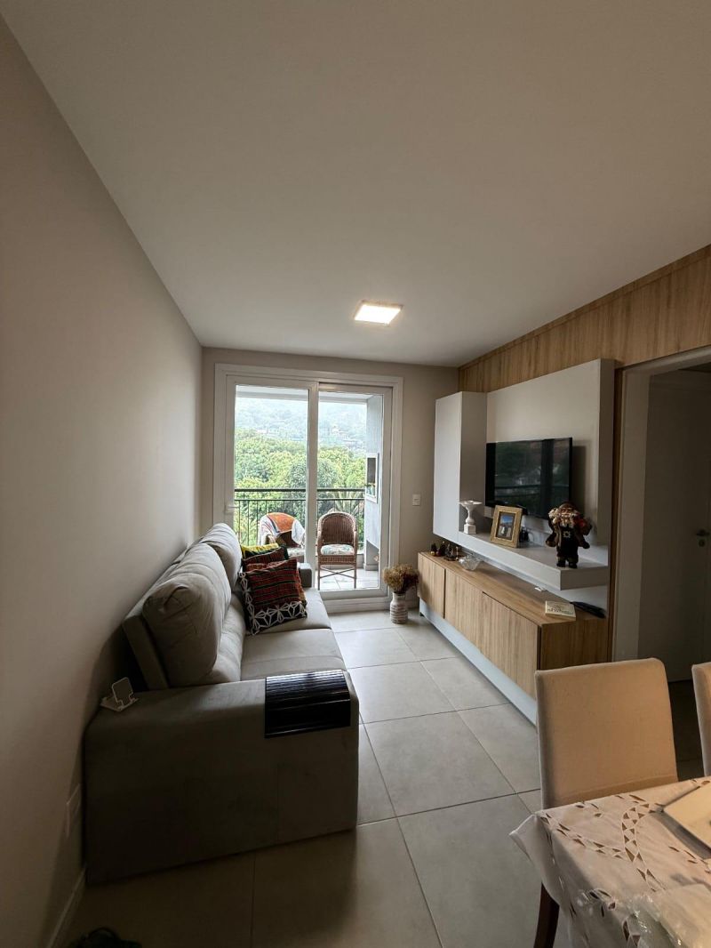 Apartamento com 2 quartos, 2 banheiros e 103m² à venda no bairro Centro, Parobe