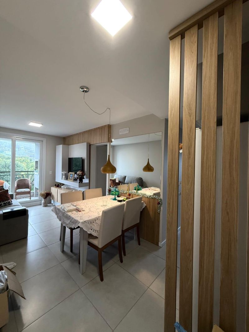 Apartamento com 2 quartos, 2 banheiros e 103m² à venda no bairro Centro, Parobe