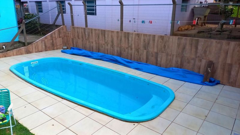 Casa com 3 quartos e 5 banheiros à venda no bairro Guaruja, Parobe