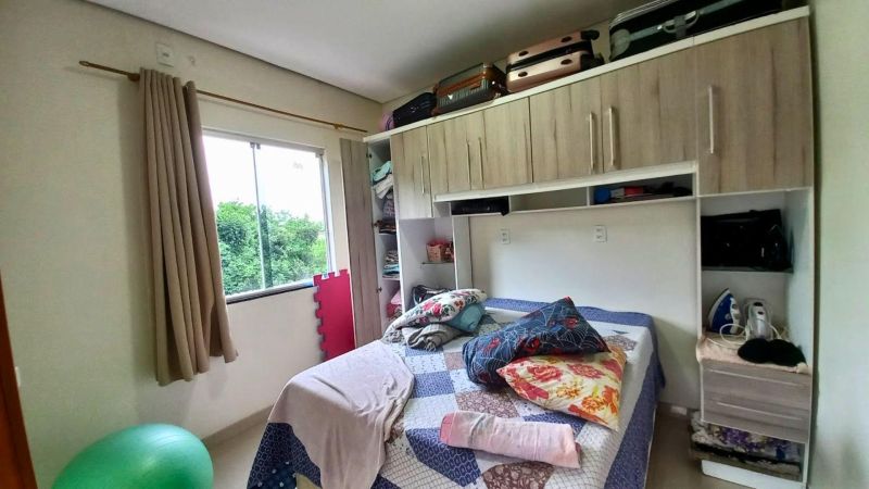 Casa com 3 quartos e 5 banheiros à venda no bairro Guaruja, Parobe