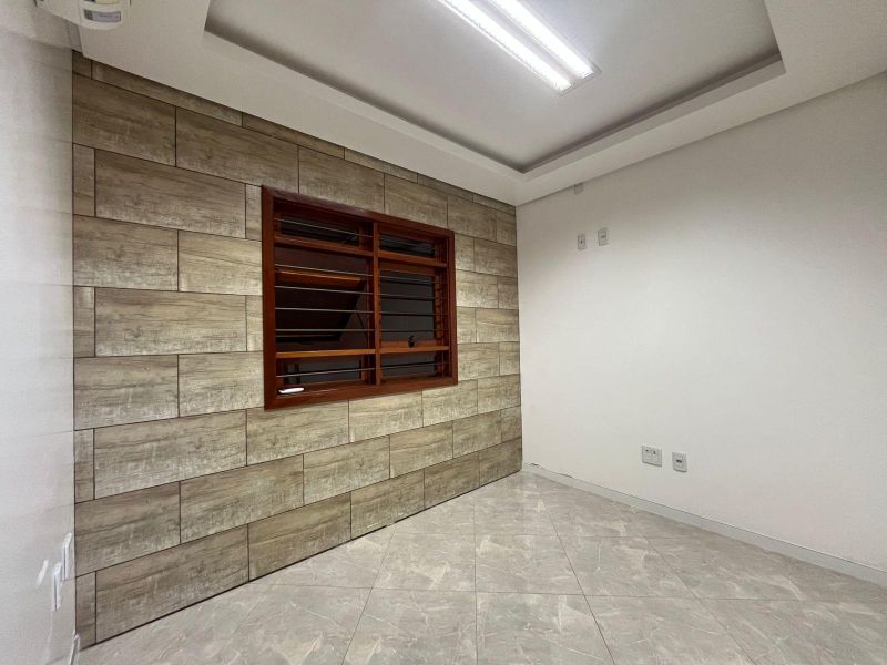 Casa com 2 quartos, 4 banheiros e 269m² à venda no bairro Bom Pastor, Igrejinha