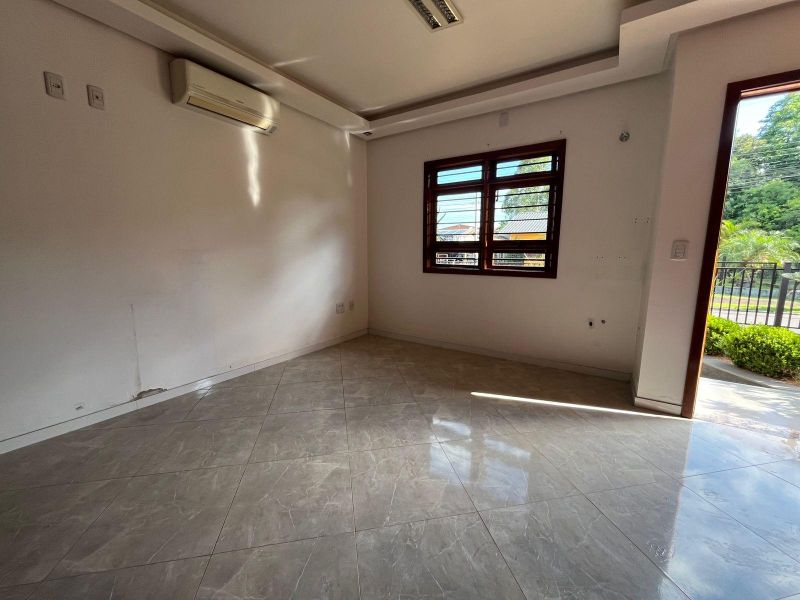 Casa com 2 quartos, 4 banheiros e 269m² à venda no bairro Bom Pastor, Igrejinha