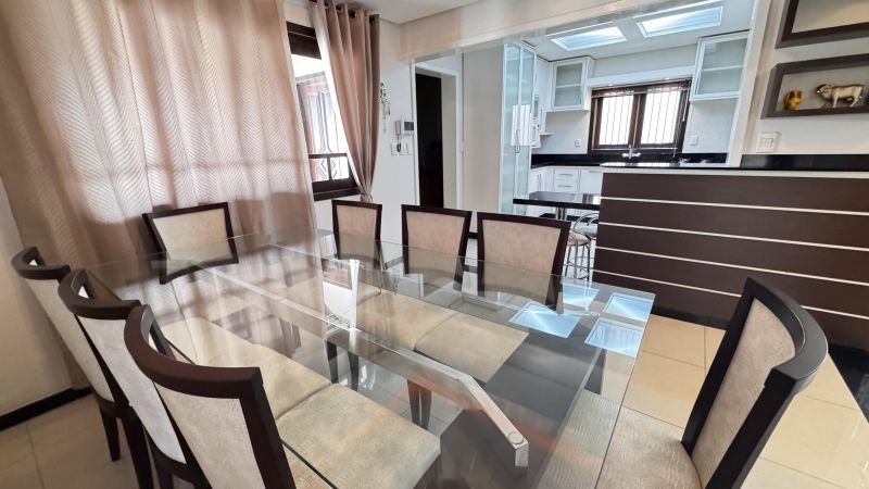 Casa com 1 quarto, 3 banheiros e 241m² à venda no bairro 15 de Novembro, Igrejinha