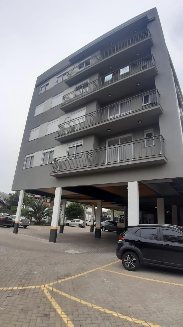 Apartamento com 1 quarto, 2 banheiros e 77m² à venda no bairro Centro, Igrejinha