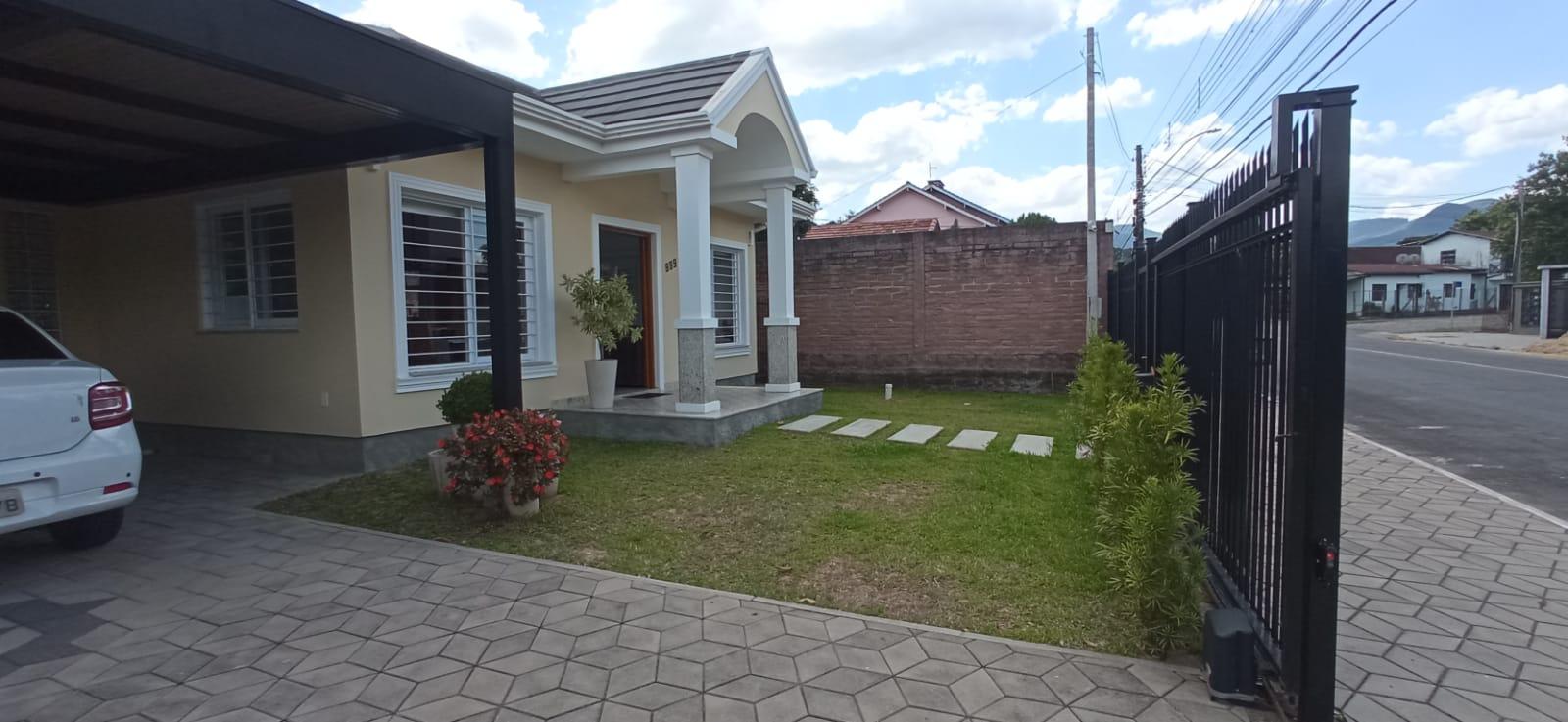 Casa com 2 quartos, 3 banheiros e 161m² à venda no bairro Bom Pastor, Igrejinha