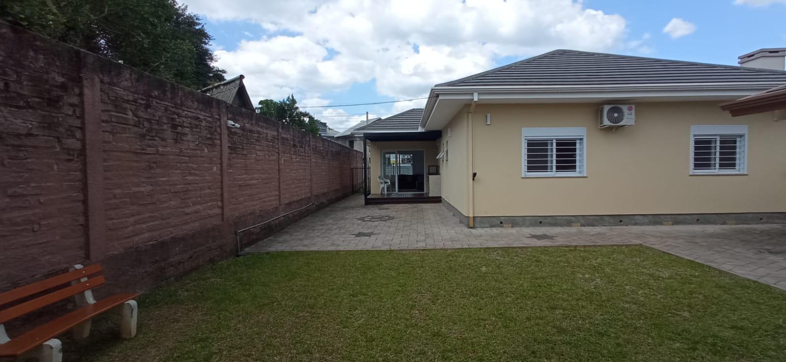Casa com 2 quartos, 3 banheiros e 161m² à venda no bairro Bom Pastor, Igrejinha
