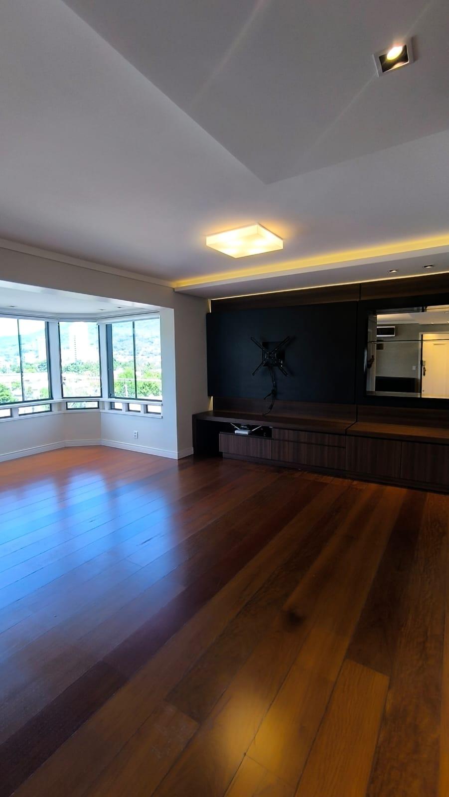 Apartamento com 2 quartos, 2 banheiros e 165m² à venda no bairro Bom Pastor, Igrejinha