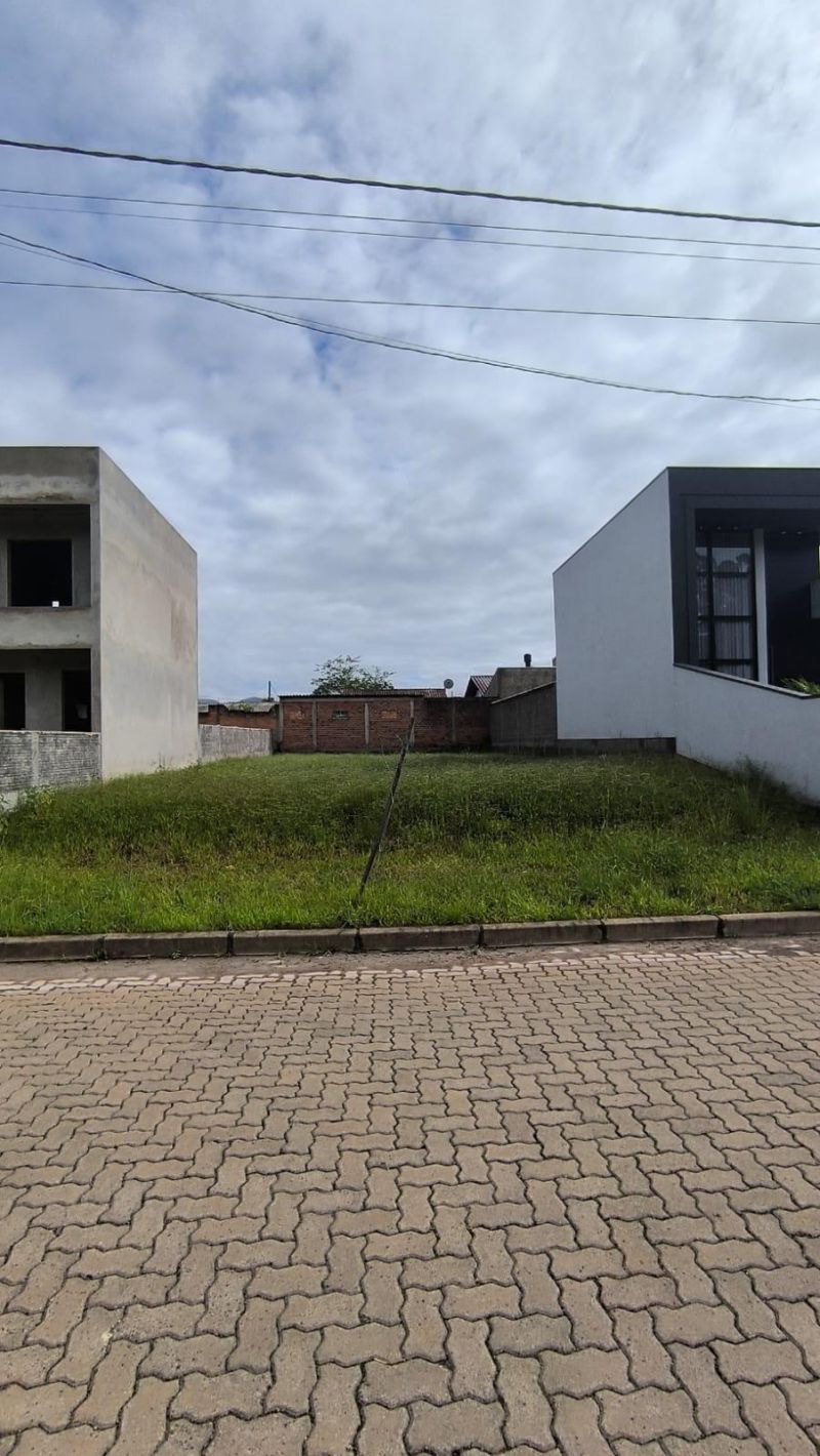 Terreno à venda no bairro Casa Pedra, Igrejinha