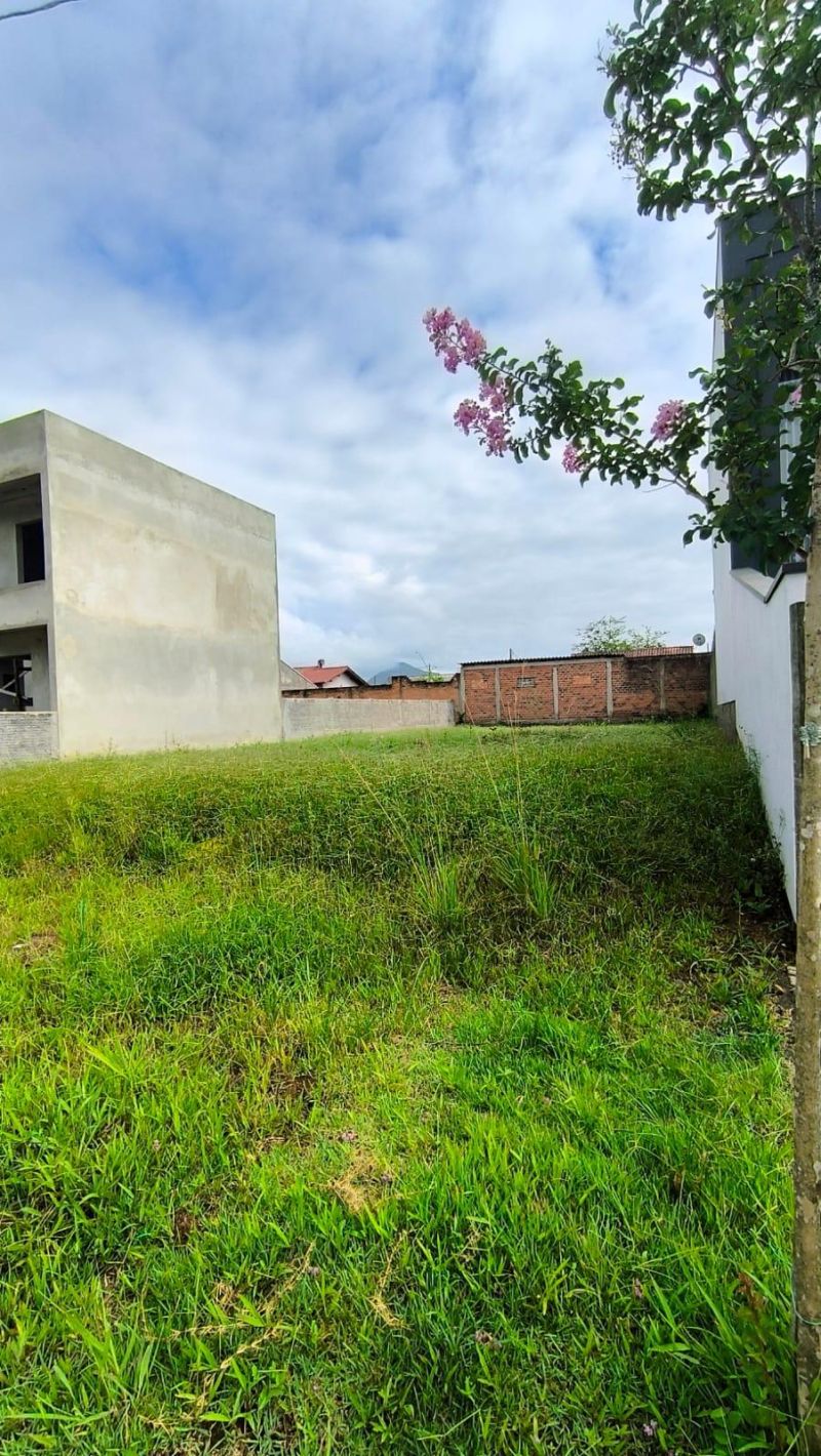 Terreno à venda no bairro Casa Pedra, Igrejinha