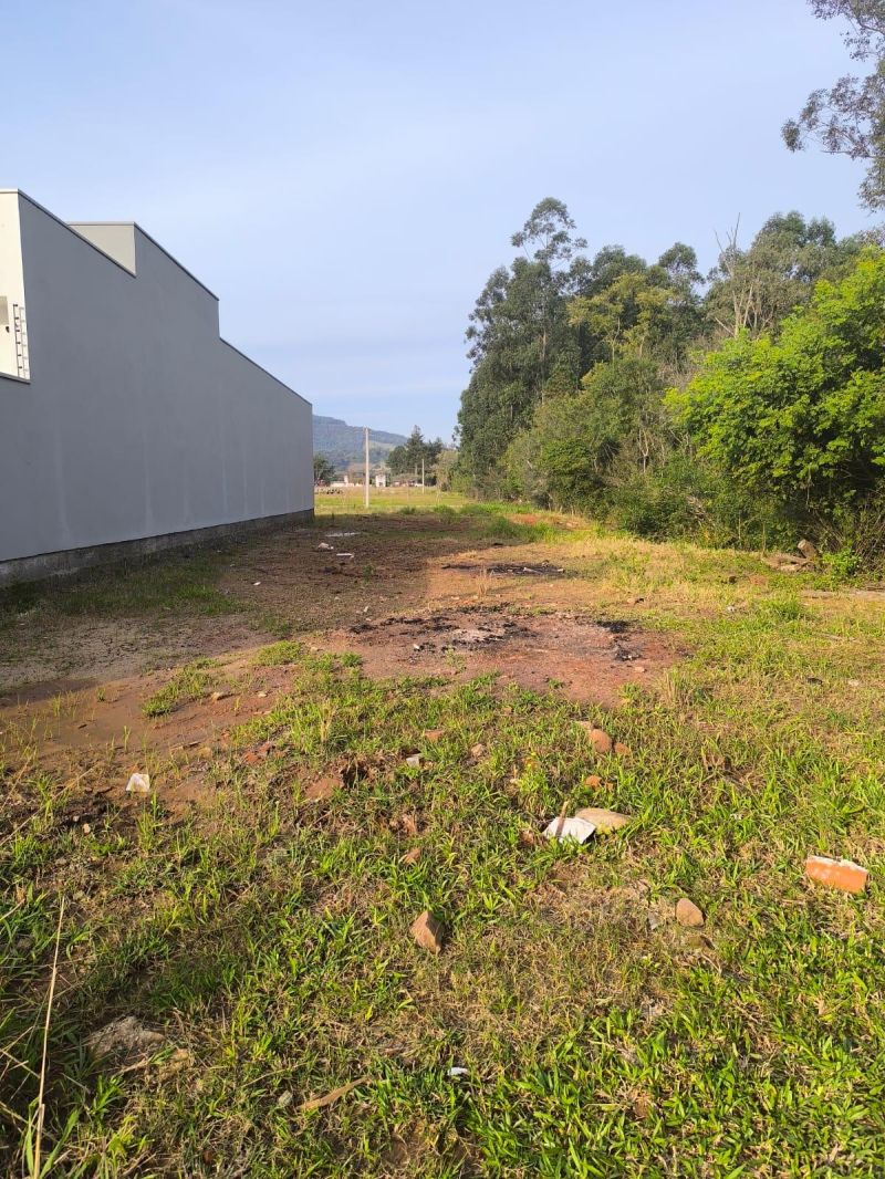 Terreno à venda no bairro Casa Pedra, Igrejinha