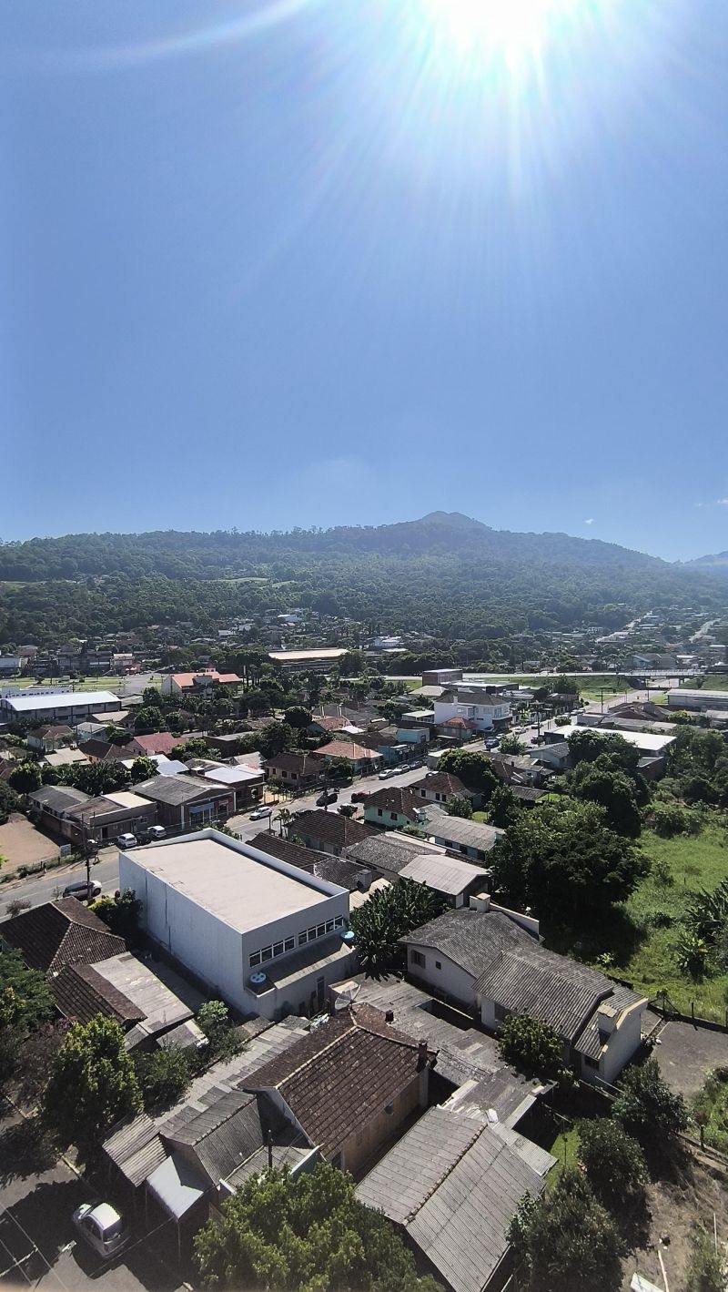 Apartamento com 1 quarto, 2 banheiros e 86m² à venda no bairro Centro, Igrejinha