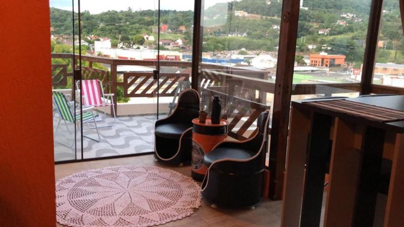 Apartamento com 3 quartos, 1 banheiro e 106m² à venda no bairro Centro, Igrejinha