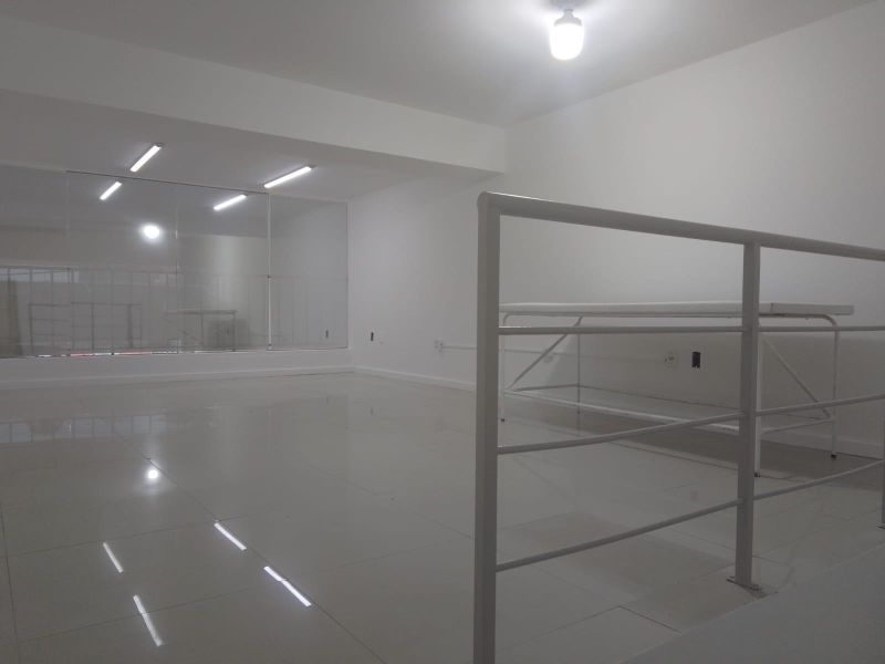 Sala com 1 banheiro e 97m² à venda no bairro Centro, Igrejinha