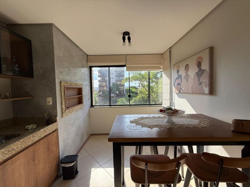 Apartamento com 3 quartos, 2 banheiros e 142m² à venda no bairro Centro, Taquara
