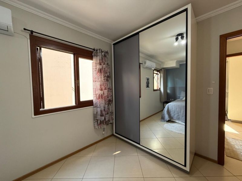 Apartamento com 3 quartos, 2 banheiros e 142m² à venda no bairro Centro, Taquara