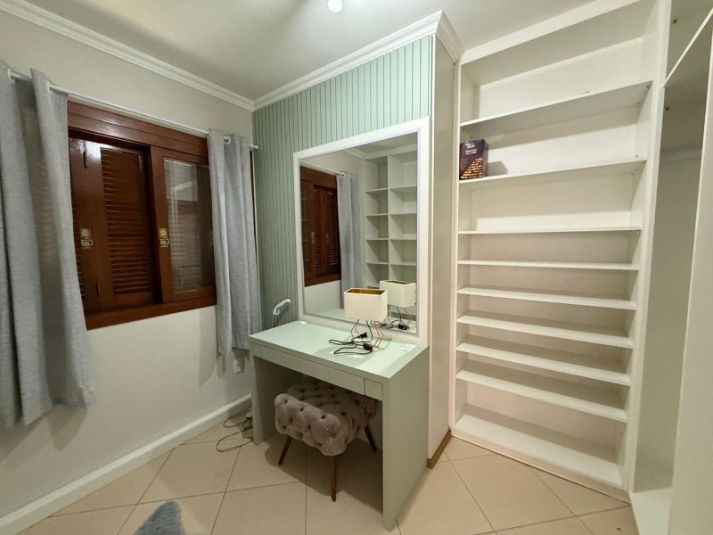 Apartamento com 3 quartos, 2 banheiros e 142m² à venda no bairro Centro, Taquara