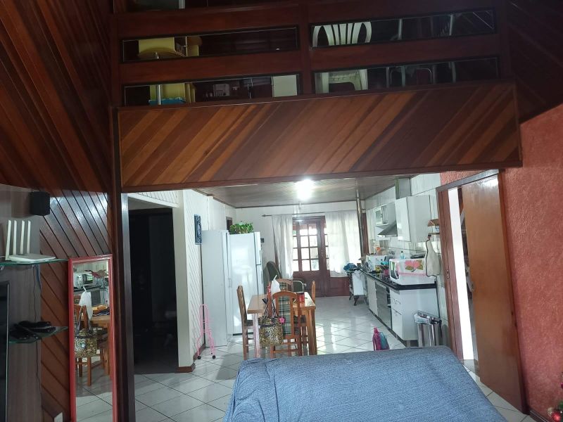 Casa com 3 quartos, 2 banheiros e 180m² à venda no bairro Vila Nova, Igrejinha