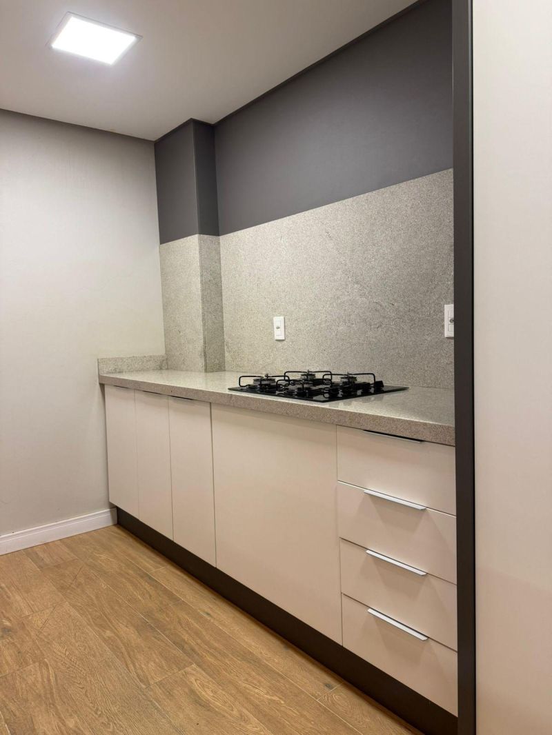 Apartamento com 3 quartos, 3 banheiros e 152m² à venda no bairro Morro do Leoncio, Taquara