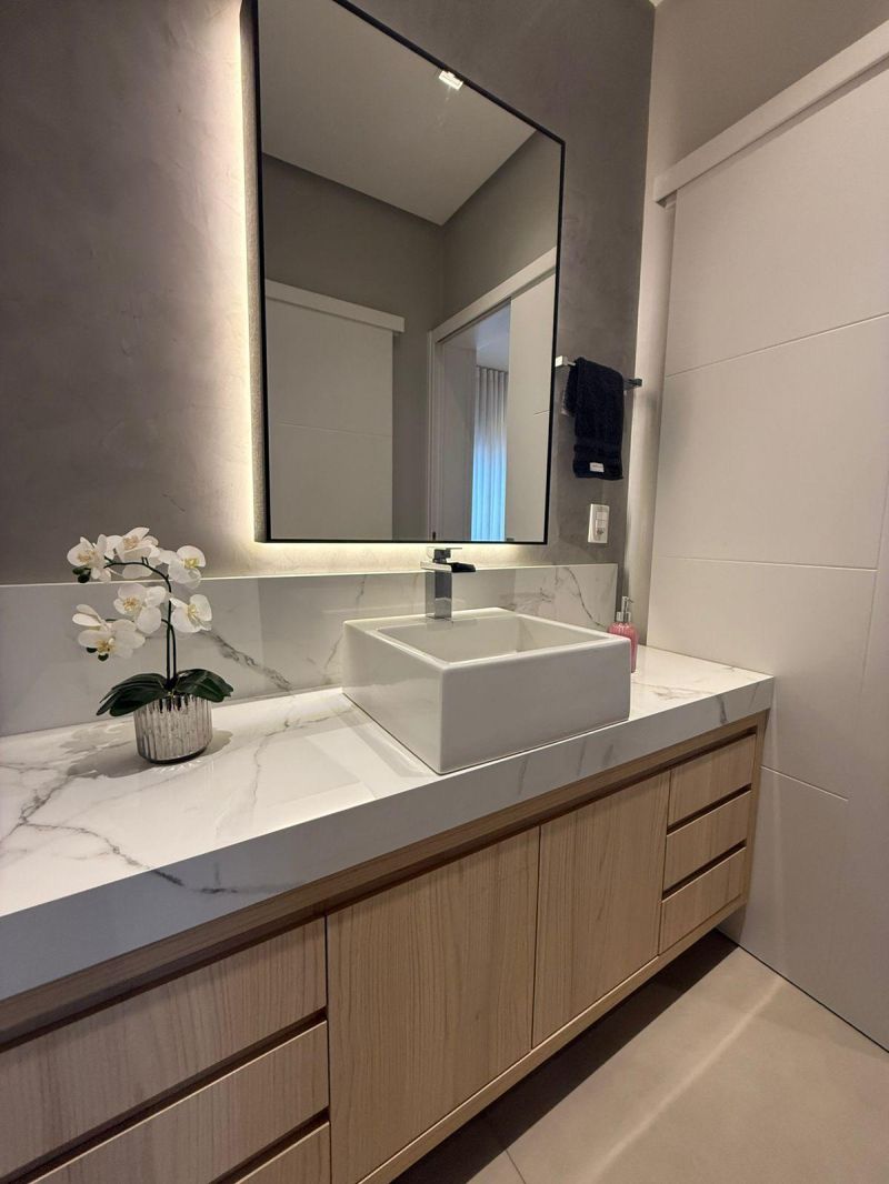 Apartamento com 3 quartos, 3 banheiros e 152m² à venda no bairro Morro do Leoncio, Taquara