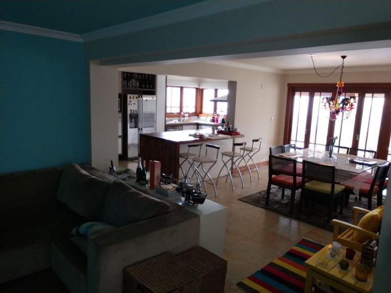 Casa com 2 quartos, 4 banheiros e 395m² à venda no bairro Nossa Senhora de Fatima, Taquara