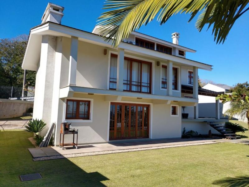 Casa com 2 quartos, 4 banheiros e 395m² à venda no bairro Nossa Senhora de Fatima, Taquara