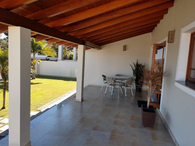 Casa com 2 quartos, 4 banheiros e 395m² à venda no bairro Nossa Senhora de Fatima, Taquara