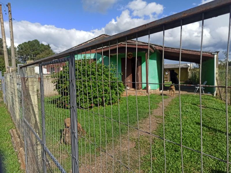 Casa com 3 quartos, 2 banheiros e 170m² à venda no bairro Nossa Senhora de Fatima, Taquara