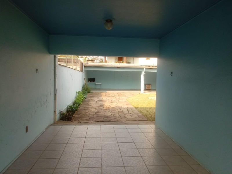 Casa com 3 quartos, 2 banheiros e 187m² à venda no bairro Nossa Senhora de Fatima, Taquara