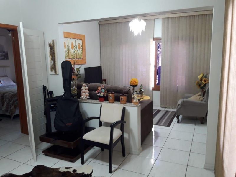 Casa com 3 quartos, 3 banheiros e 170m² à venda no bairro Nossa Senhora de Fatima, Taquara