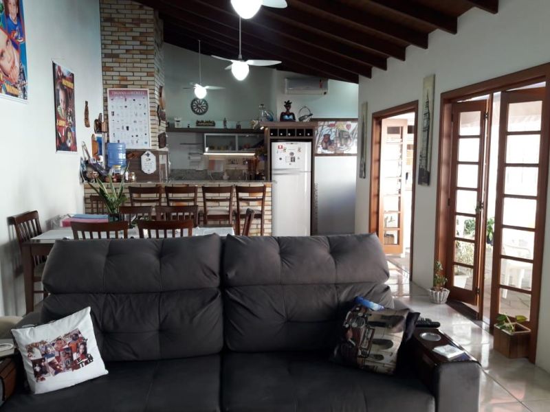 Casa com 3 quartos, 3 banheiros e 170m² à venda no bairro Nossa Senhora de Fatima, Taquara