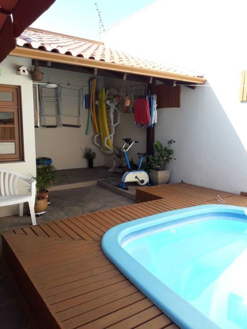 Casa com 3 quartos, 3 banheiros e 170m² à venda no bairro Nossa Senhora de Fatima, Taquara