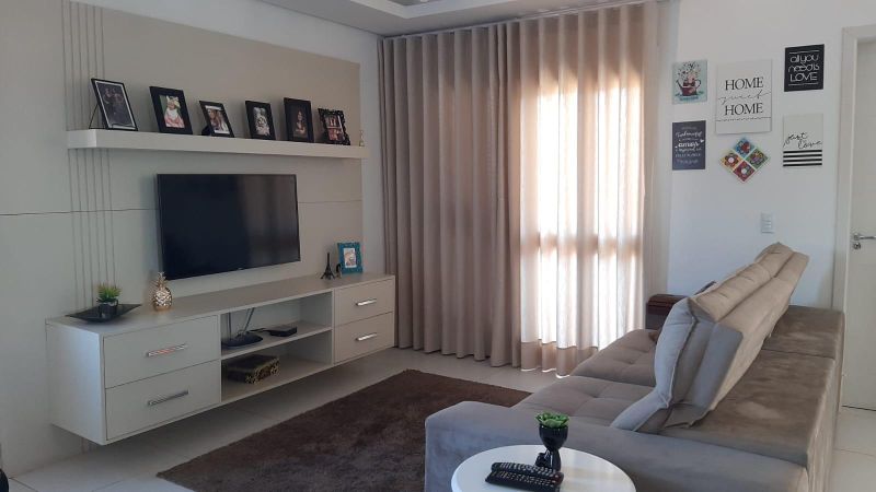 Casa com 3 quartos, 2 banheiros e 173m² à venda no bairro Nossa Senhora de Fatima, Taquara