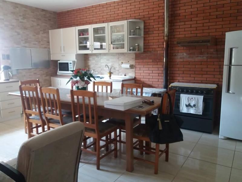 Casa com 3 quartos, 3 banheiros e 200m² à venda no bairro Nossa Senhora de Fatima, Taquara