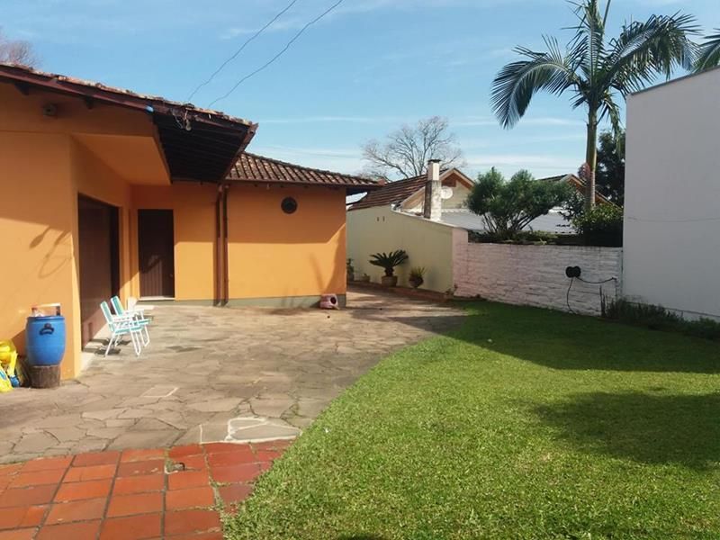 Casa com 3 quartos, 3 banheiros e 200m² à venda no bairro Nossa Senhora de Fatima, Taquara