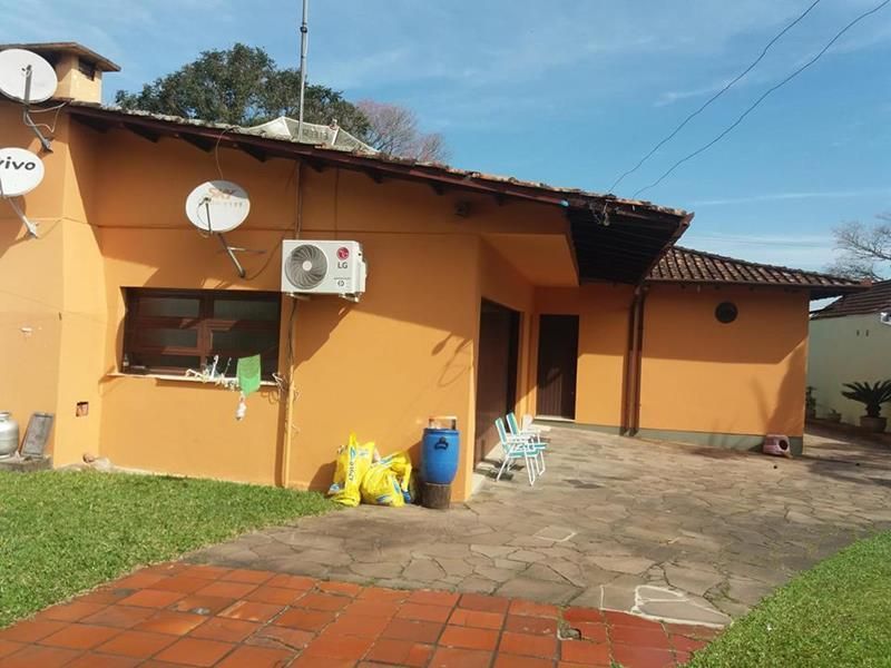 Casa com 3 quartos, 3 banheiros e 200m² à venda no bairro Nossa Senhora de Fatima, Taquara