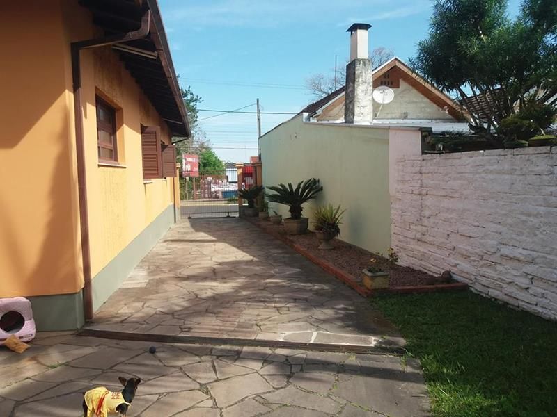 Casa com 3 quartos, 3 banheiros e 200m² à venda no bairro Nossa Senhora de Fatima, Taquara
