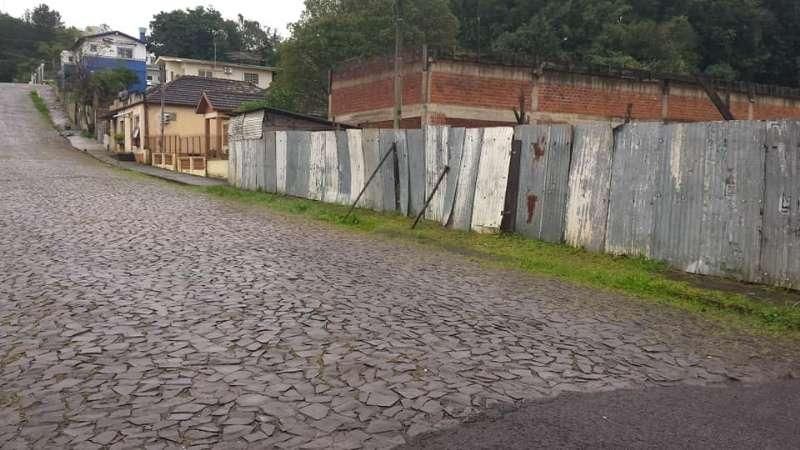 Terreno à venda no bairro Nossa Senhora de Fatima, Taquara