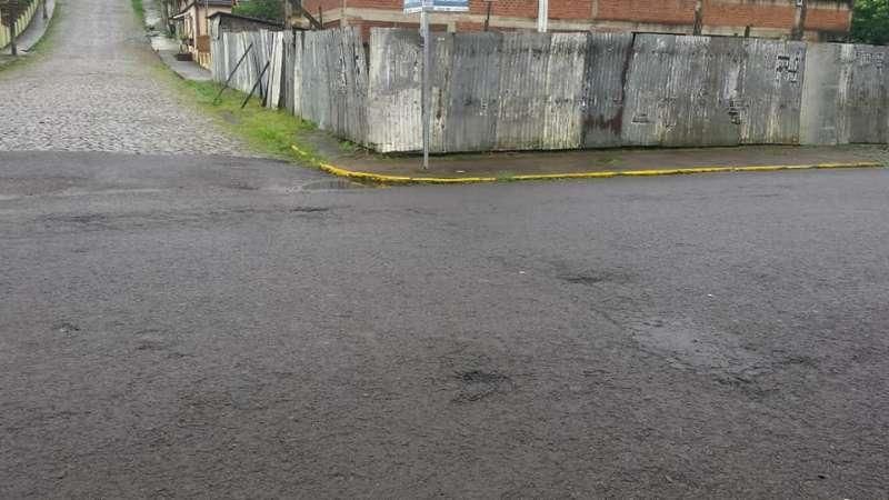 Terreno à venda no bairro Nossa Senhora de Fatima, Taquara