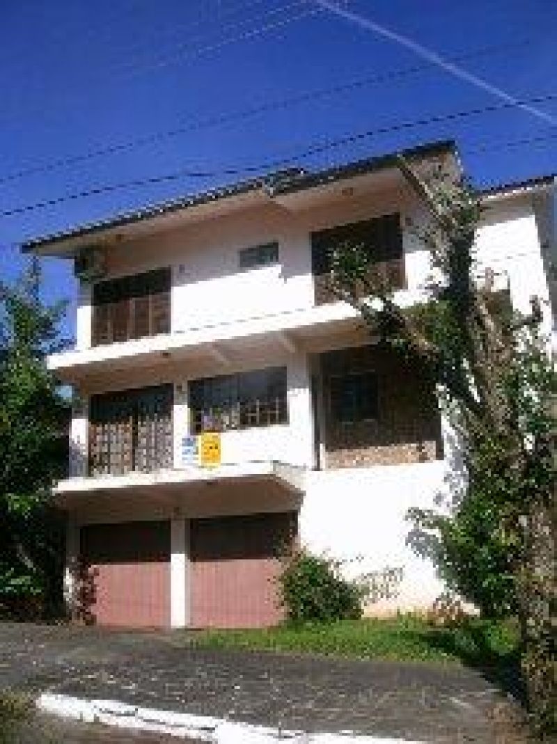 Casa com 5 quartos, 6 banheiros e 300m² à venda no bairro Nossa Senhora de Fatima, Taquara