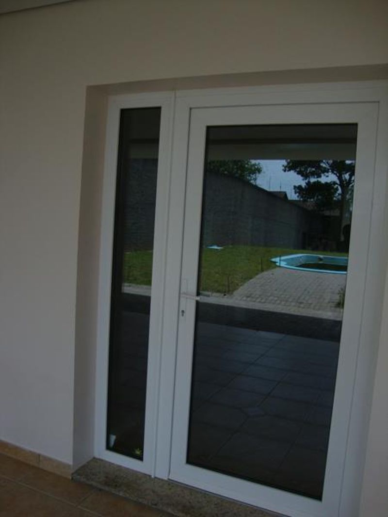 Casa com 3 quartos, 4 banheiros e 677m² à venda no bairro Nossa Senhora de Fatima, Taquara