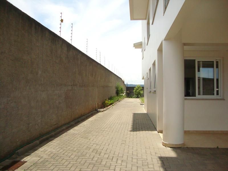 Casa com 3 quartos, 4 banheiros e 677m² à venda no bairro Nossa Senhora de Fatima, Taquara