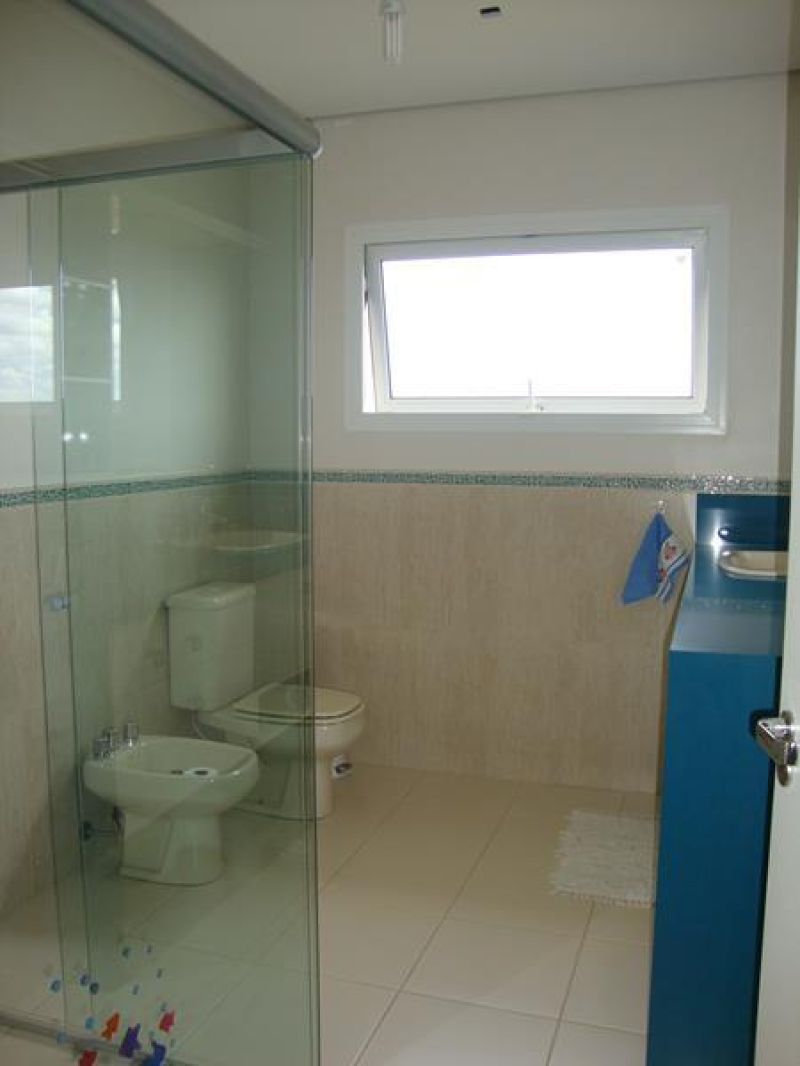Casa com 3 quartos, 4 banheiros e 677m² à venda no bairro Nossa Senhora de Fatima, Taquara