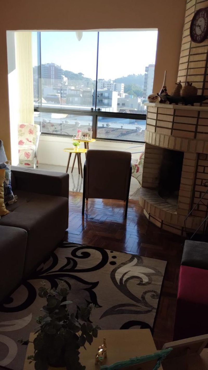 Apartamento com 1 quarto, 1 banheiro e 78m² à venda no bairro Centro, Taquara