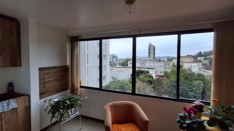 Apartamento com 1 quarto, 2 banheiros e 99m² à venda no bairro Centro, Taquara
