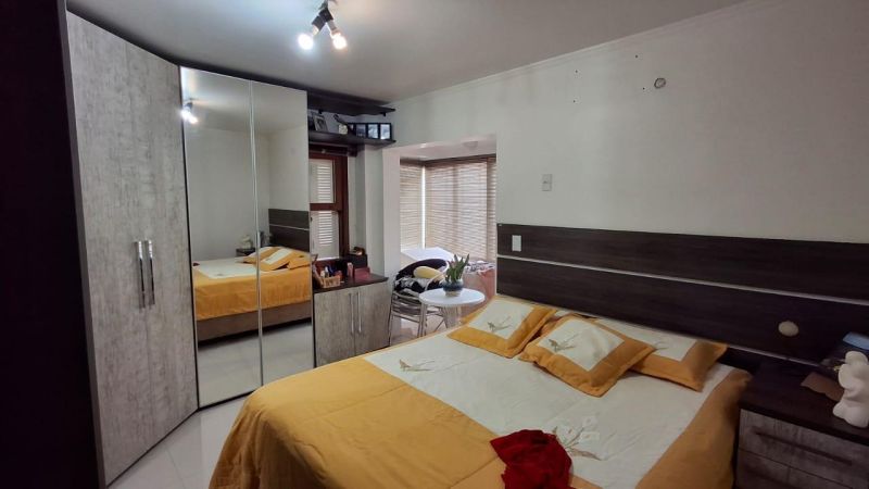 Apartamento com 1 quarto, 2 banheiros e 99m² à venda no bairro Centro, Taquara