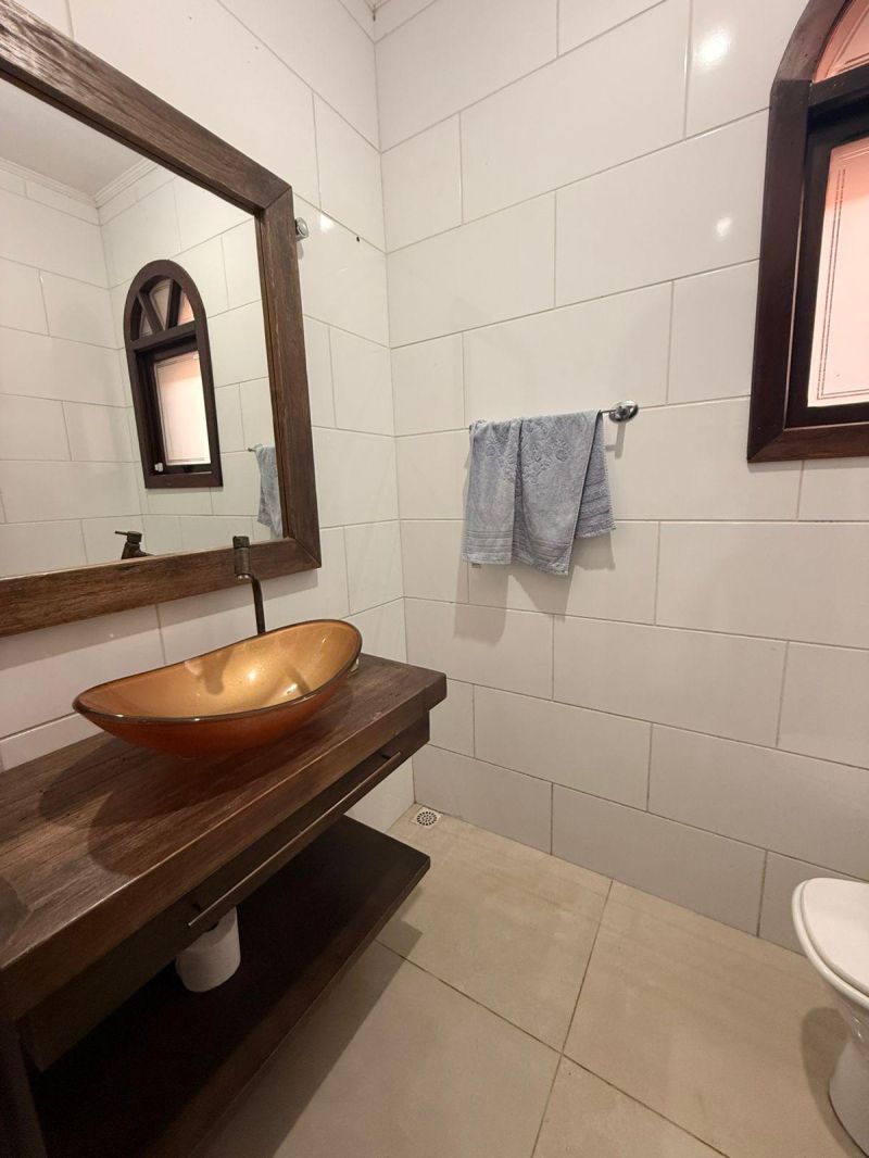 Casa com 3 quartos, 3 banheiros e 272m² à venda no bairro Centro, Igrejinha