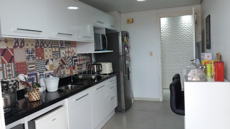 Apartamento com 2 quartos, 2 banheiros e 145m² à venda no bairro Centro, Taquara